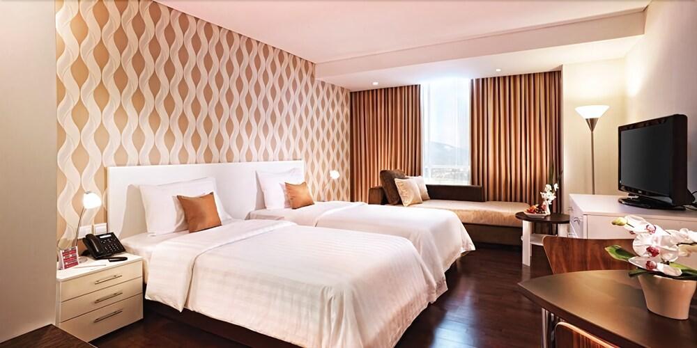 El Royale Hotel
