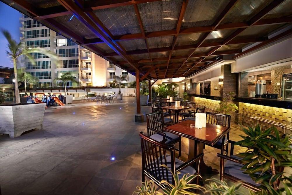 El Royale Hotel 4*