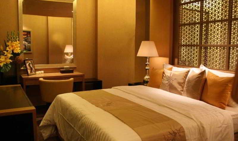 El Royale Hotel