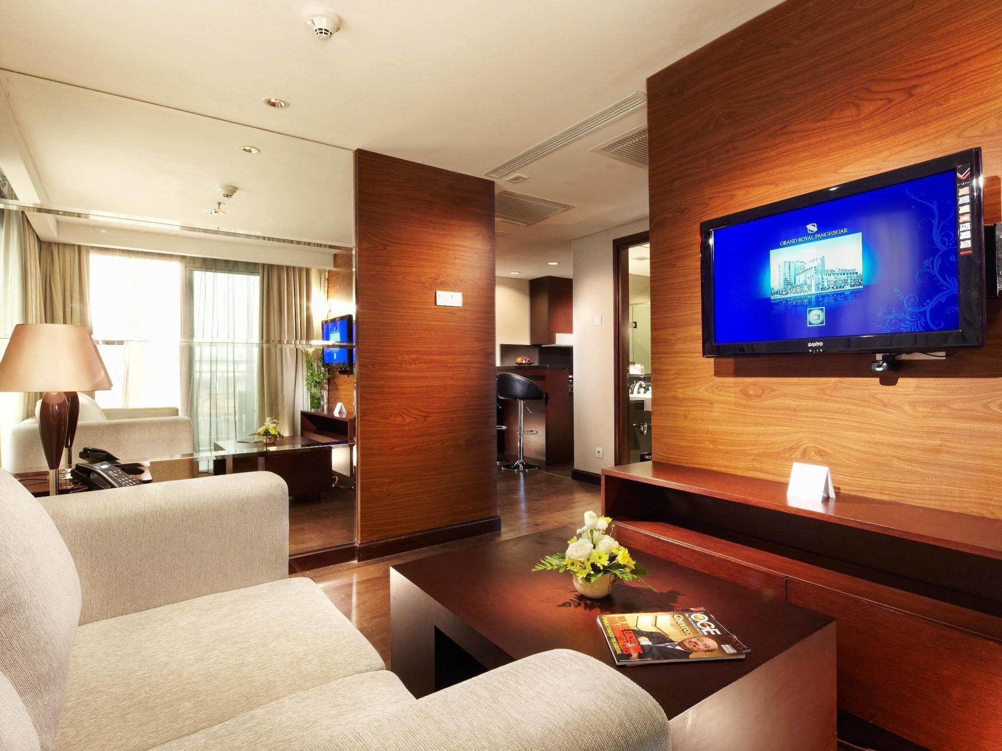 El Royale Hotel
